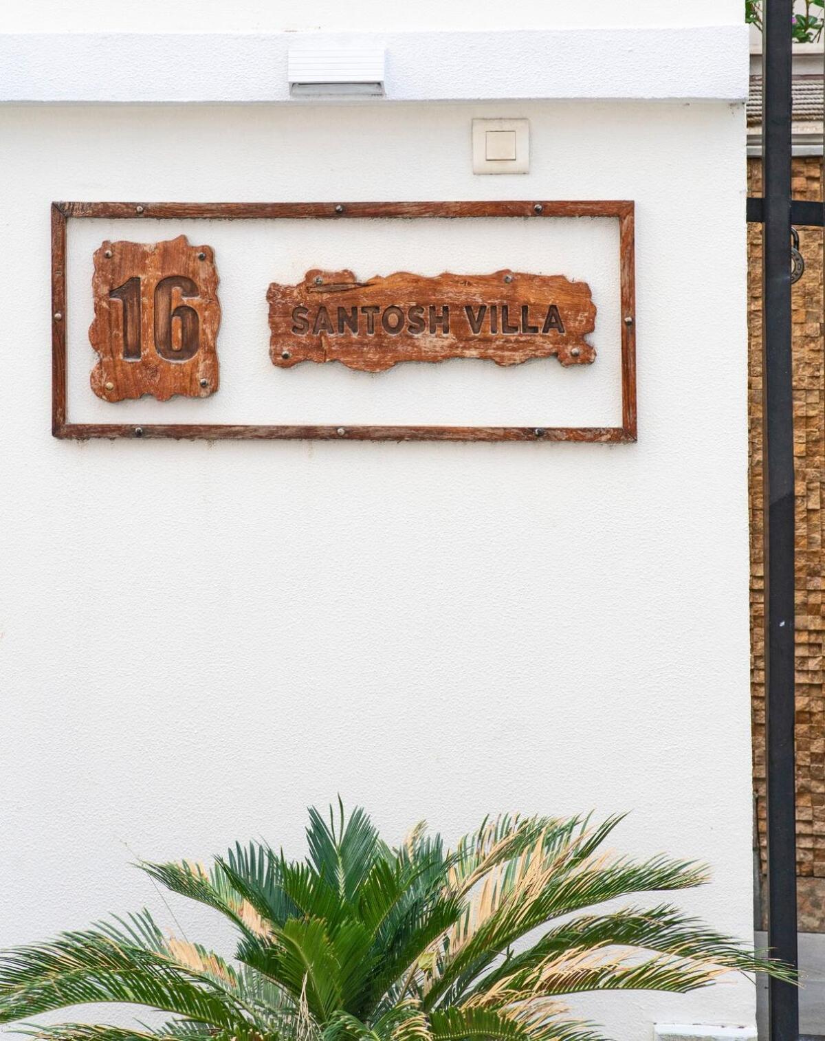 Santosh Villa - The House Of Antiques And Art Udaipur Ngoại thất bức ảnh